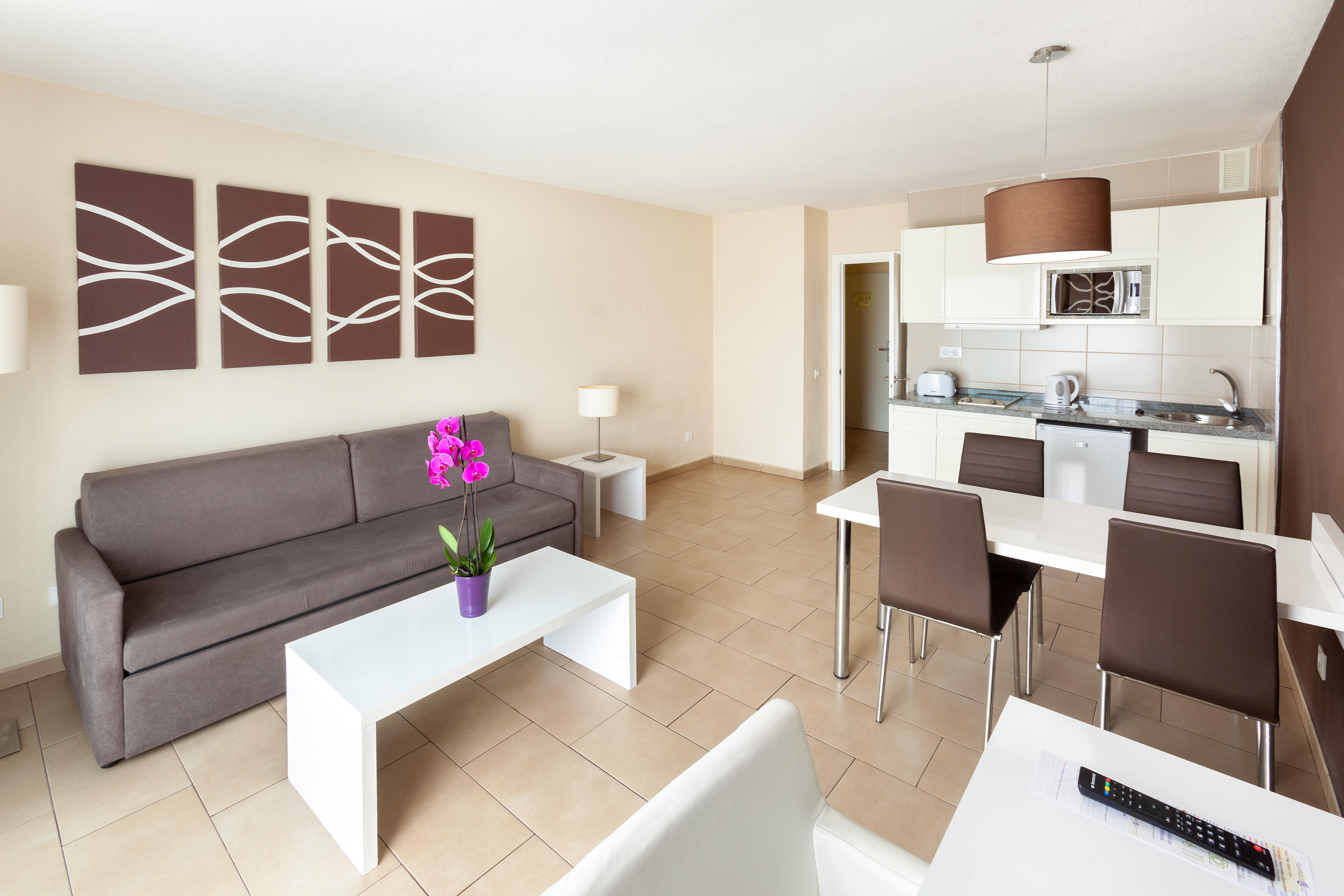 Hotel apartamentowy Playaolid Costa Adeje (Tenerife)