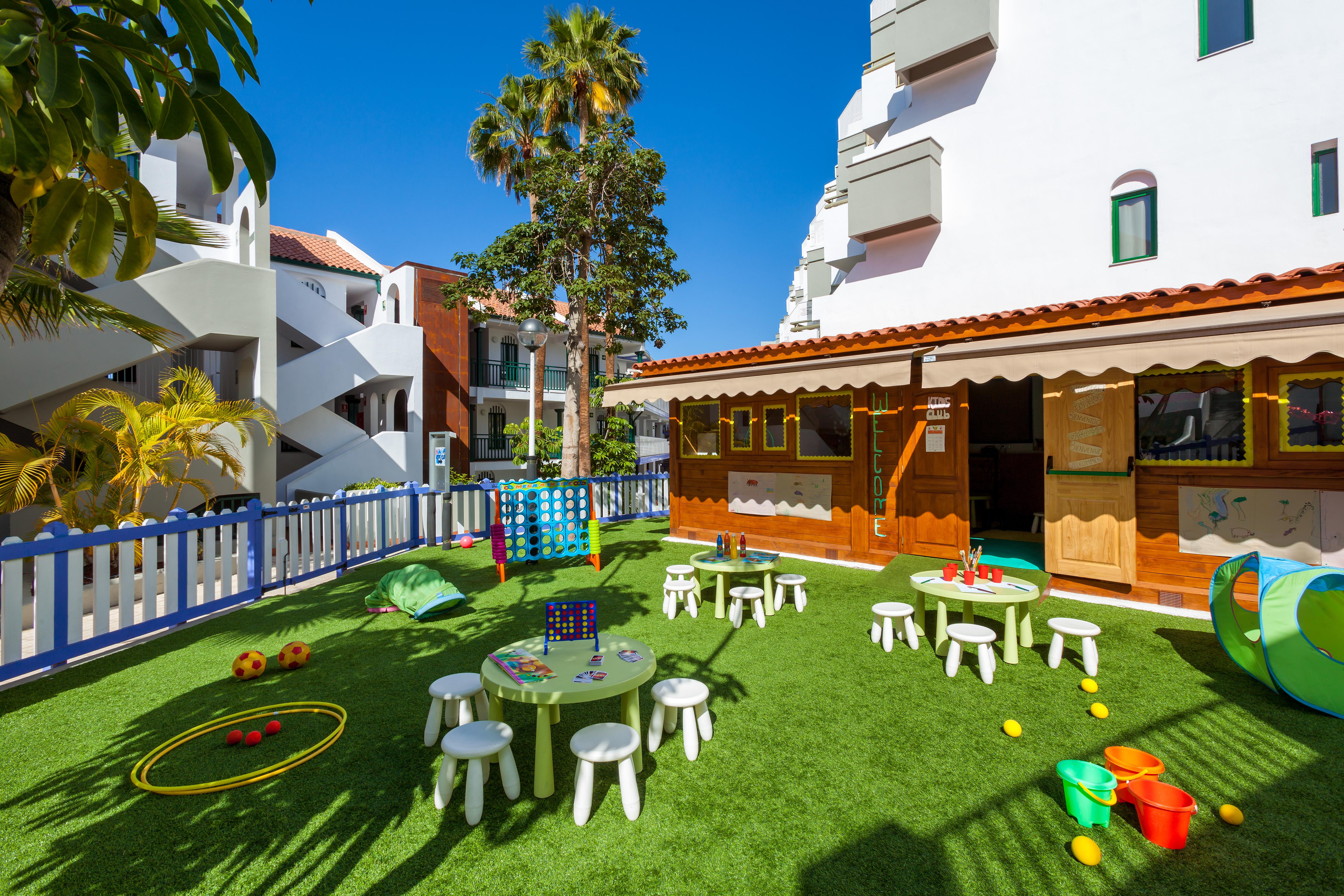 Hotel apartamentowy Playaolid